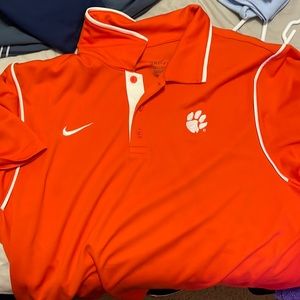 Large collard Clemson shirt